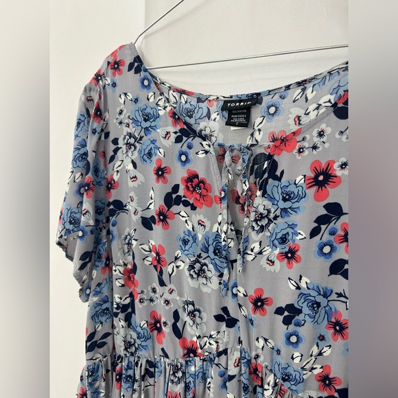TORRID Floral Blouse - Picture 5 of 5